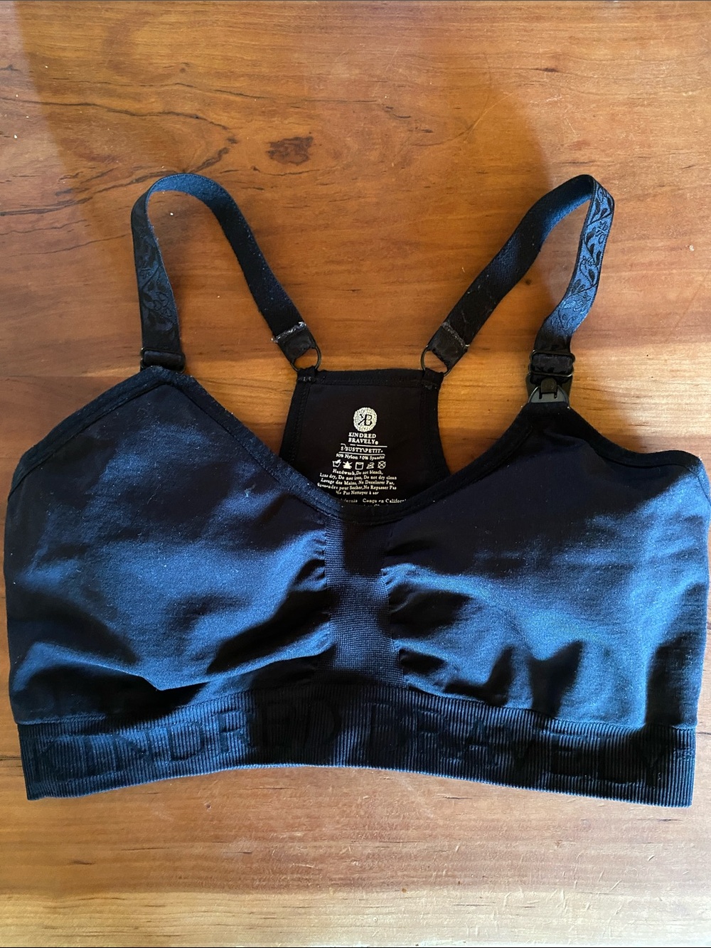 Kindred Bravely Black Nursing Bra size Small Busty